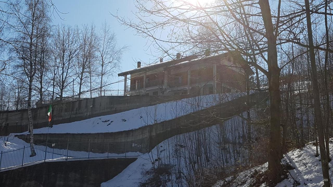 Il Riposo Del Guerriero Bed & Breakfast Corio Eksteriør bilde