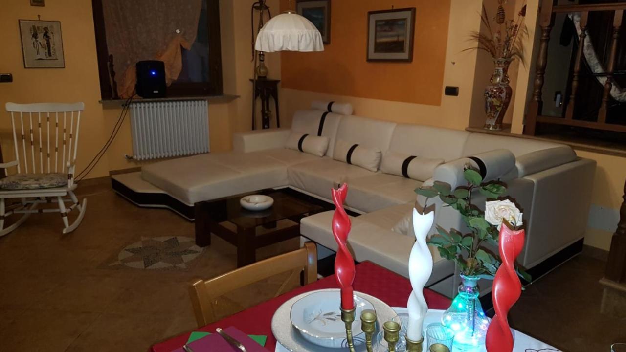 Il Riposo Del Guerriero Bed & Breakfast Corio Eksteriør bilde